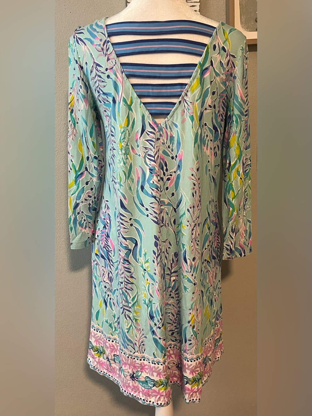 Lilly Pulitzer Seafoam Green Dress Seahorse size small - Picture 4 of 6